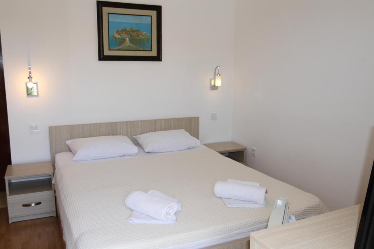 Apartments Muhar Sveti Stefan Luaran gambar
