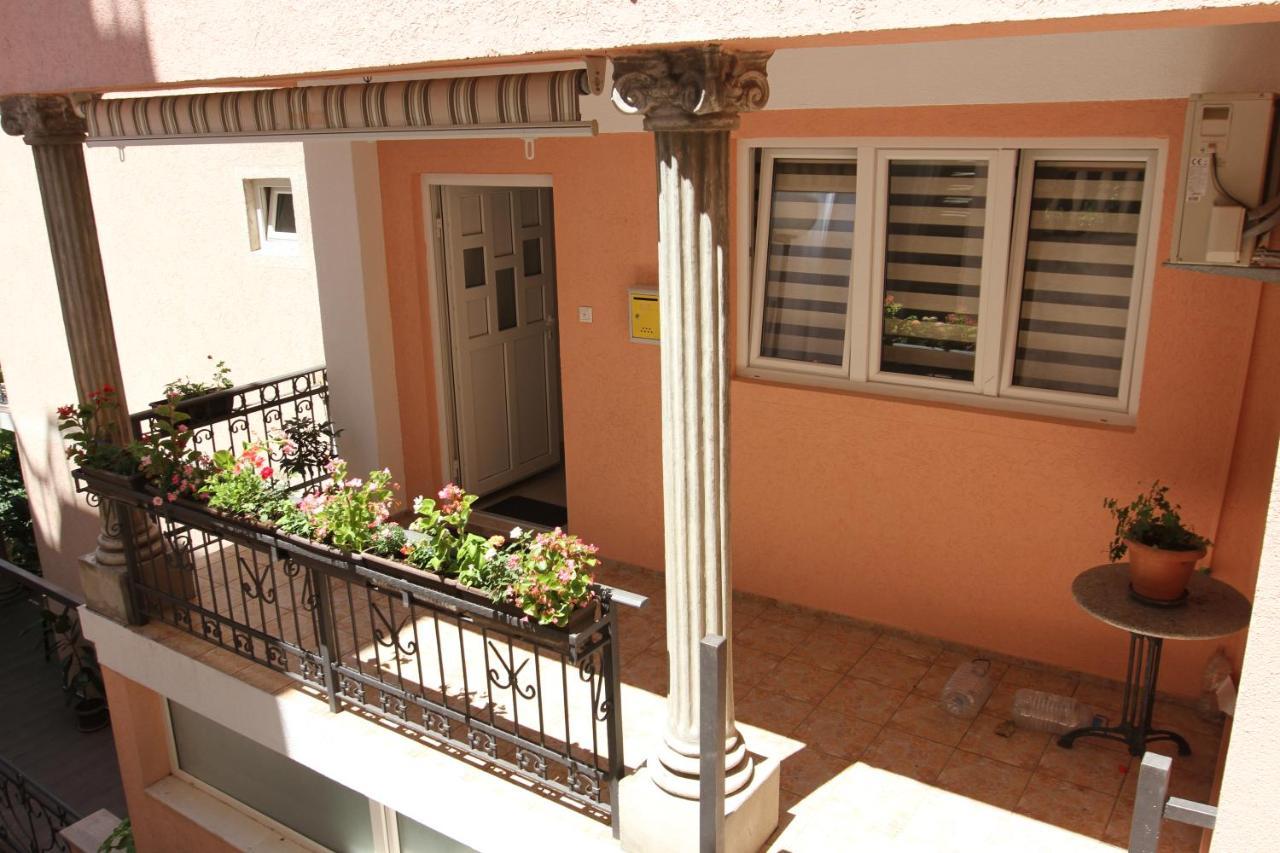 Apartments Muhar Sveti Stefan Luaran gambar