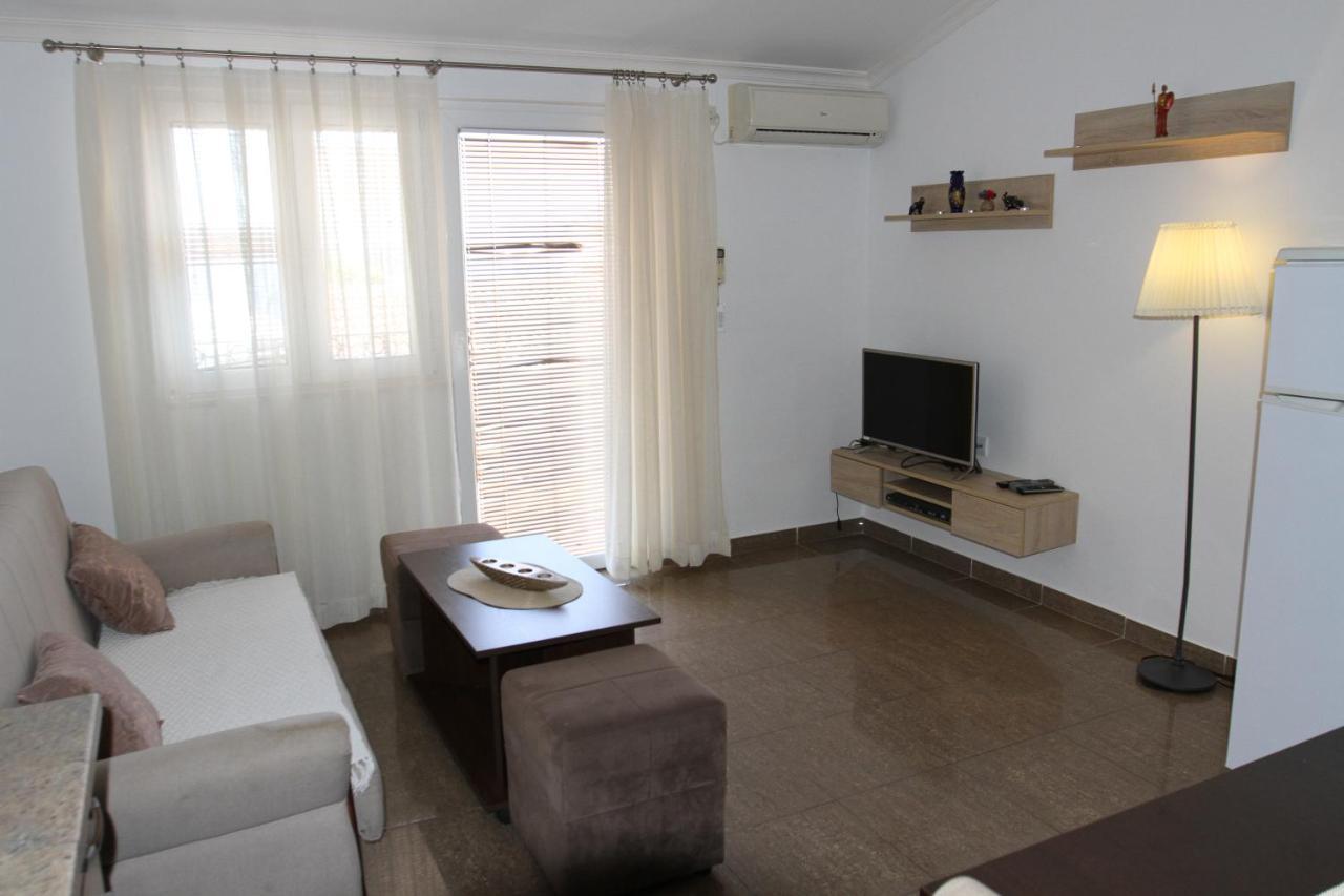 Apartments Muhar Sveti Stefan Luaran gambar