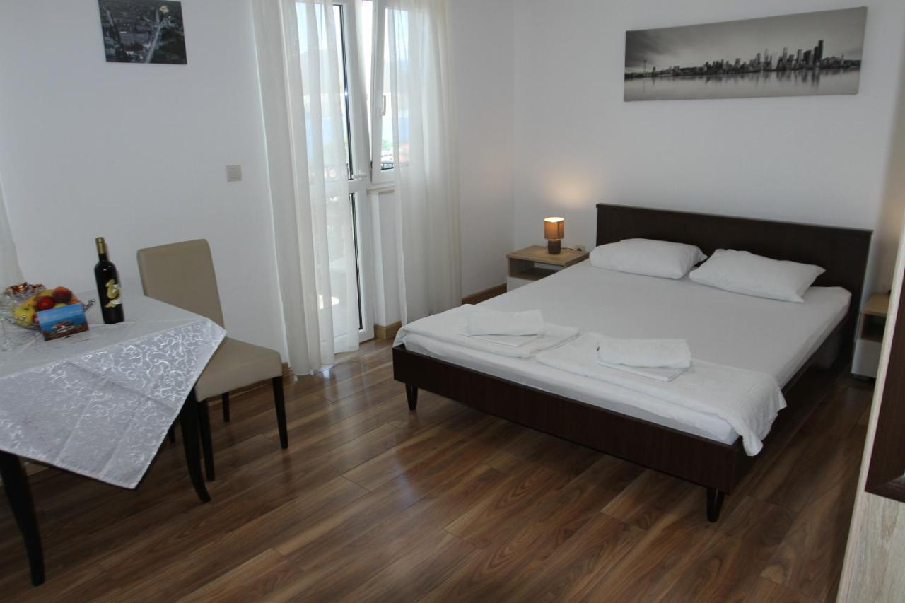 Apartments Muhar Sveti Stefan Luaran gambar
