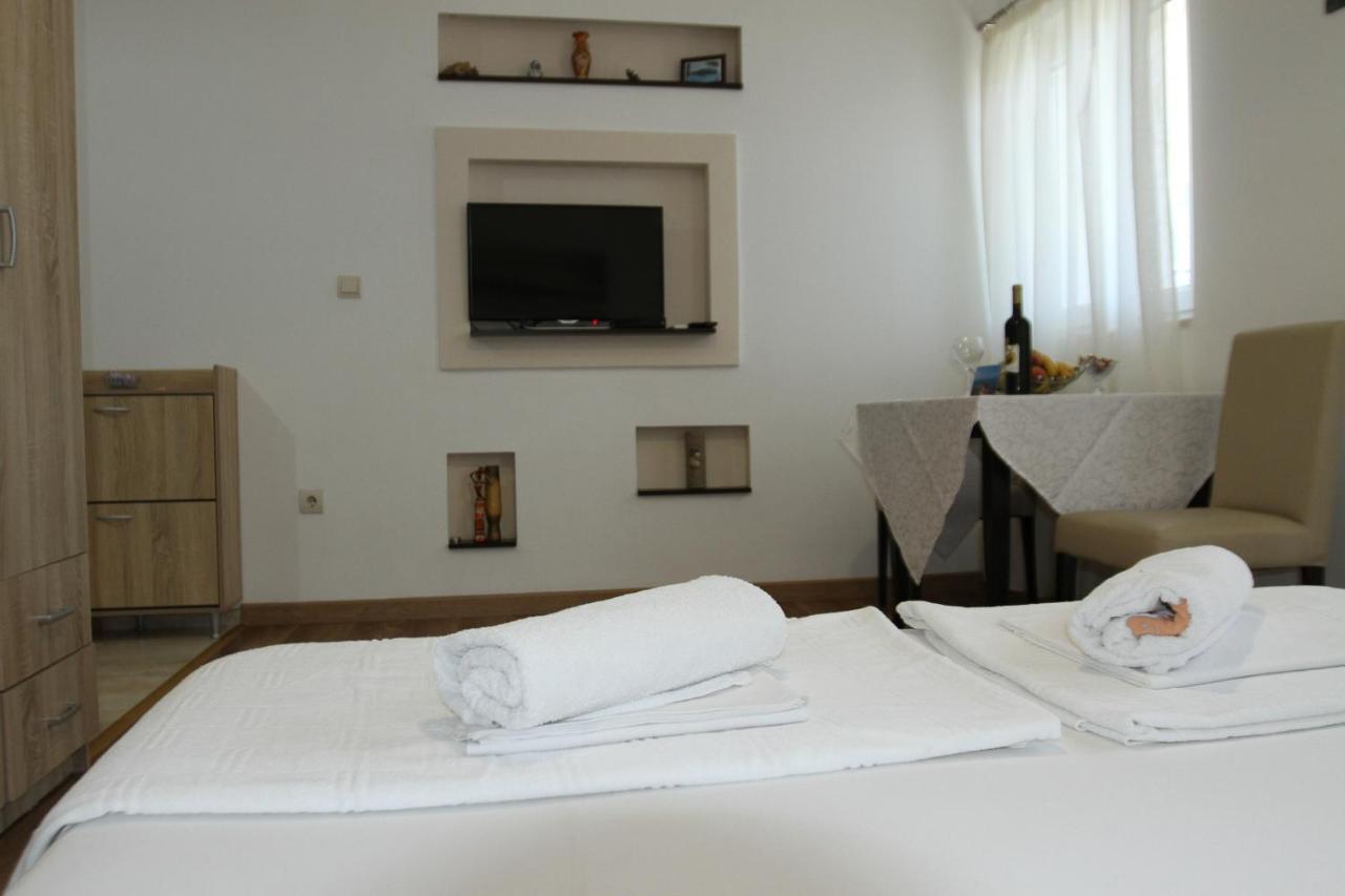 Apartments Muhar Sveti Stefan Luaran gambar